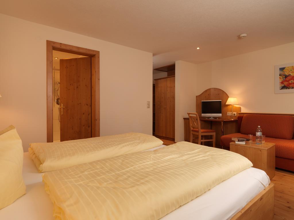 Apres Post Hotel Stuben am Arlberg Exterior photo
